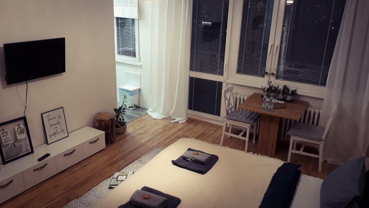 Apartman Lucie Pardubice Eksteriør billede